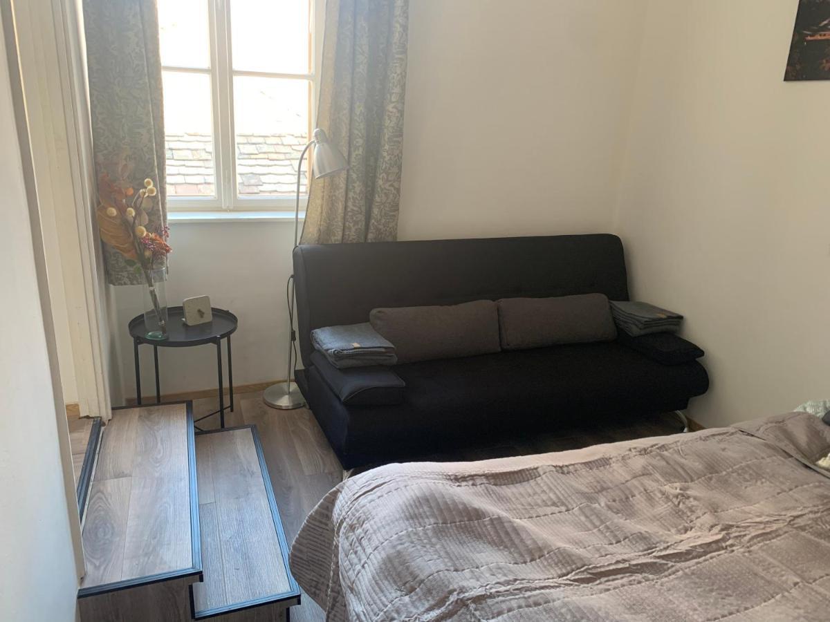 Studio77 Apartman Leilighet Sopron Eksteriør bilde